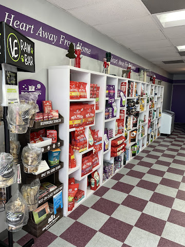 A Heart Away From Home Pet Boutique by null