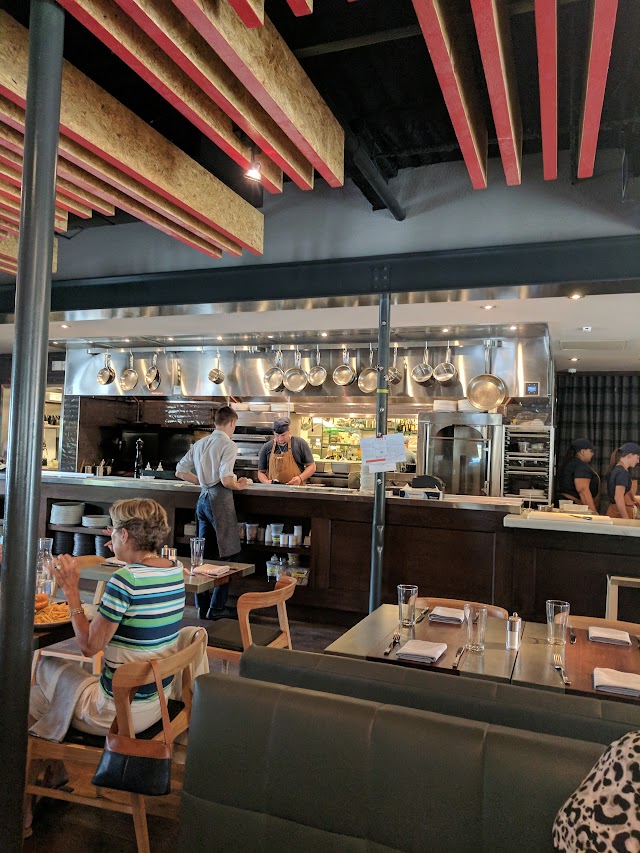 Luke's Kitchen and Bar