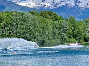 Photo n°1 de Ski Caraibes Albertville à Aiton (Service de location de ski)