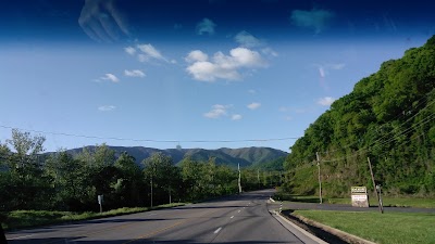 Photos of Dixie Caverns & Pottery Inc