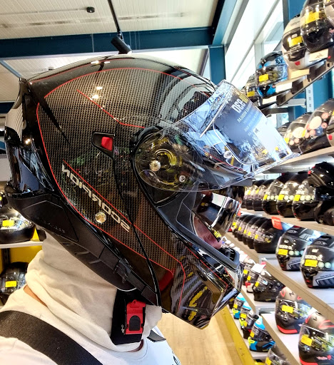 Louis Mega Shop Tilburg - Thumbnail