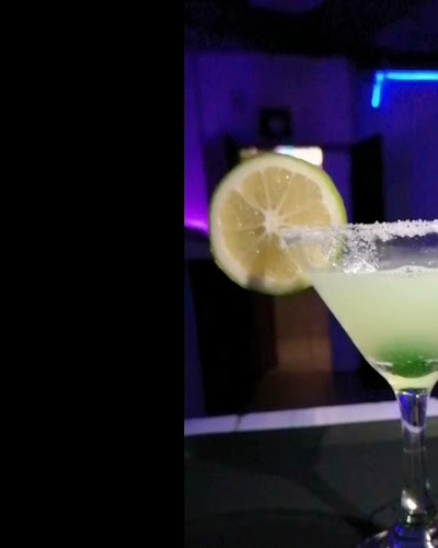 Opiniones de Karaoke Akapulco en Baños de Agua Santa - Pub