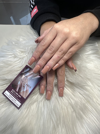 H.Queens Nails - Thumbnail