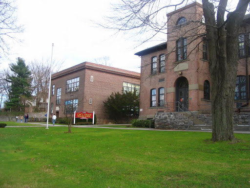 Carl L. Dixson Primary School - Thumbnail