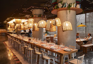 Photo n°122 de Mama Restaurant Paris West à Paris (Restaurant)