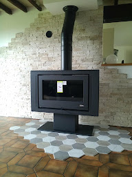 Photo n°19 de POELES ET CHEMINEES GODIN EVREUX à Normanville (Magasin de poêles à bois)