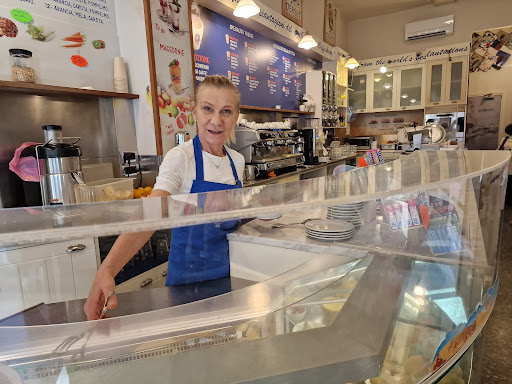 Bodega De Cafe - Visual