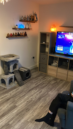 BM Carpets & Sofas - Visual