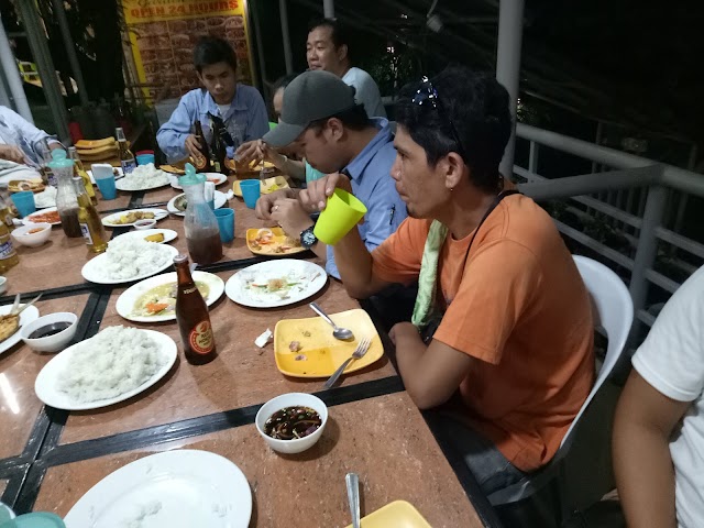 LOLA DI BATCHOY Garden Resto