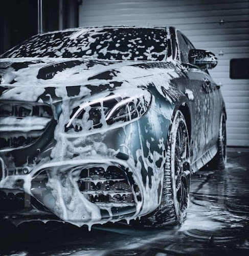 BuzzGlow Detailing Studio