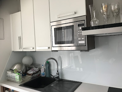 GLASEREI ÖNDER KG - IHR GLASNOTDIENST WIEN Sedlitzkygasse 37/2, 1110 Wien, Österreich
