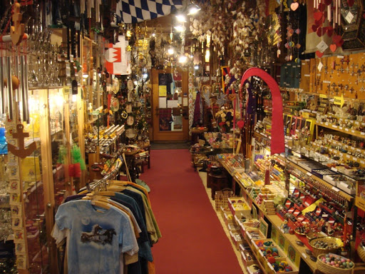 Boutique International - Thumbnail