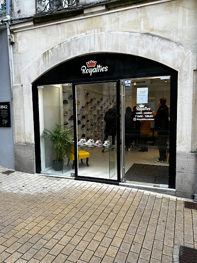 Royalties - Sneakers Shop - Thumbnail