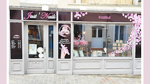 Photo n°1 de Just'Nails -Épilation définitive visage et corps - Cryolipolyse à Janzé (Salon de manucure)