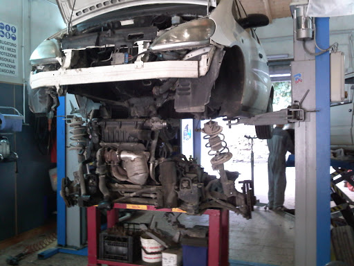 Centro gas auto Giuca - Thumbnail