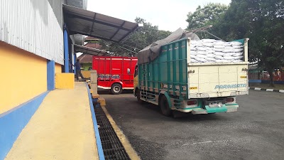 Photos of Komplek pergudangan Perum Bulog Sokaraja Kulon