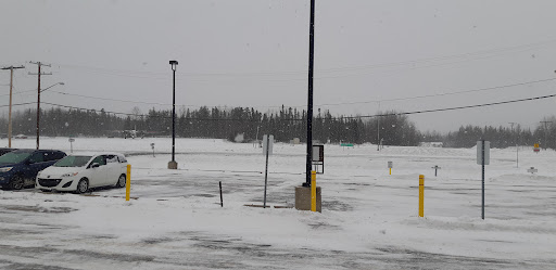 La Ronge/Barber Field Airport Parking - Thumbnail