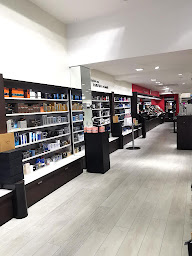 Photo n°3 de Parfumerie April Niort à Niort (Centre de bien-être)