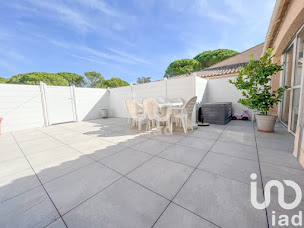 Photo n°29 de Méliné Jabourian- Conseillère en immobilier Fréjus-St Raphaël à Saint-Raphaël ()