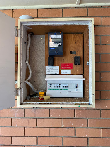 PRISTINE ELECTRICAL & DATA - Visual