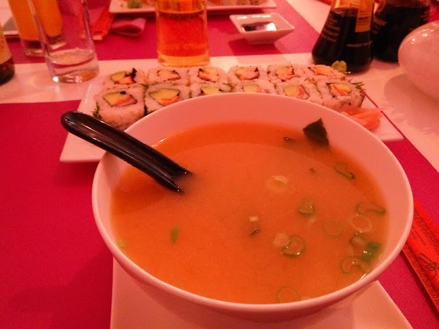 Sushi World