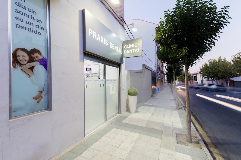 Clinica Praxis dental Toledo