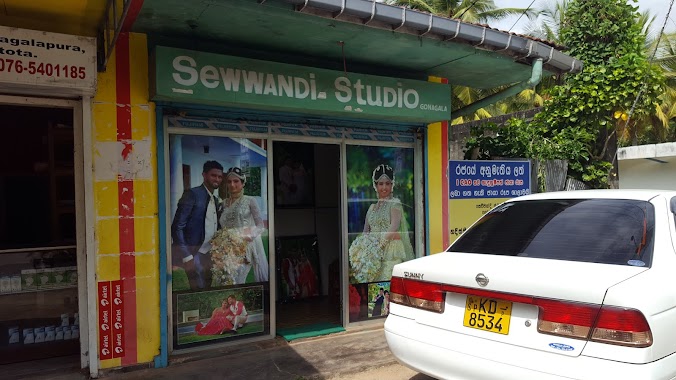 Sewwandi Studio, Author: UKPT Madushan