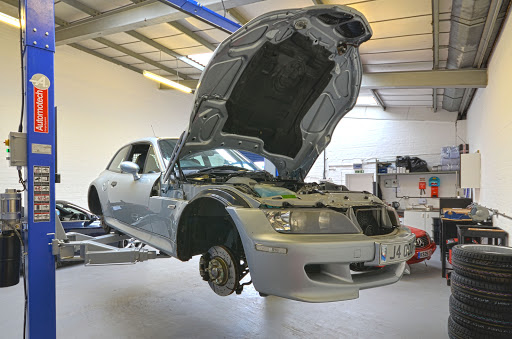 Autobahn Servicing - Visual