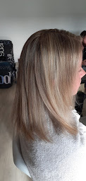 Photo n°9 de Coiffure à domicile - C dans l'hair EI à Crach (Salon de coiffure)