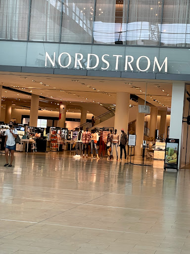 Yorkdale Shopping Centre