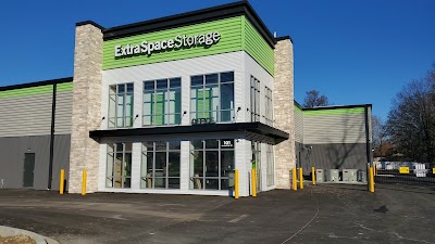 Extra Space Storage