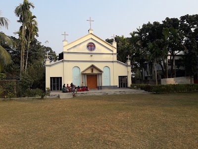 Photos of Muhipara Catholic Church.