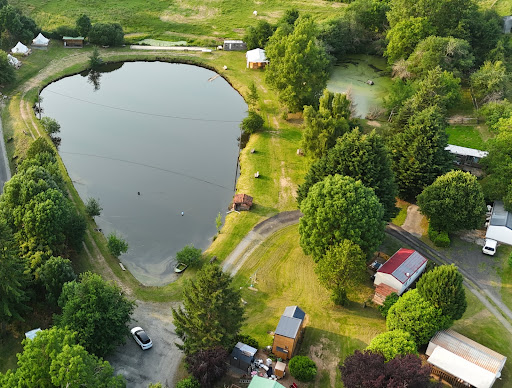 Camping : Au Cœur des Monts