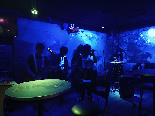 ROCKER POOL - Visual