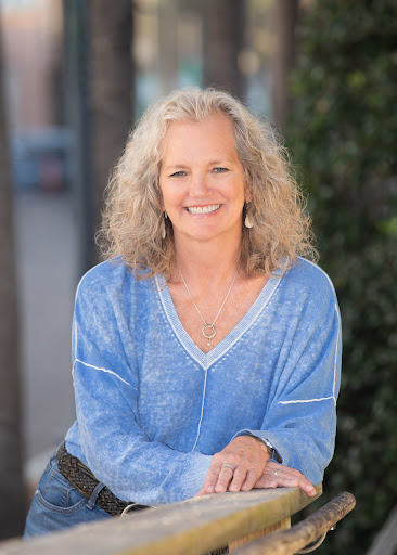 Kendra Robertson, Realtor Logo