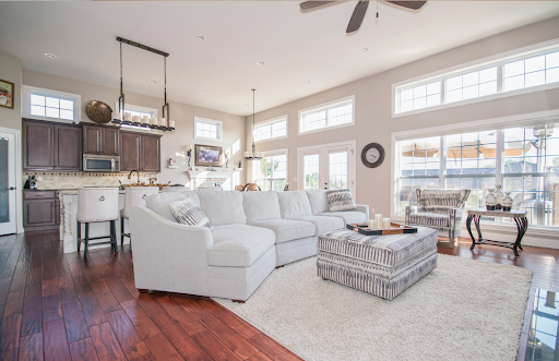 Nicole Badeaux REALTOR/BROKER Your New House Lady