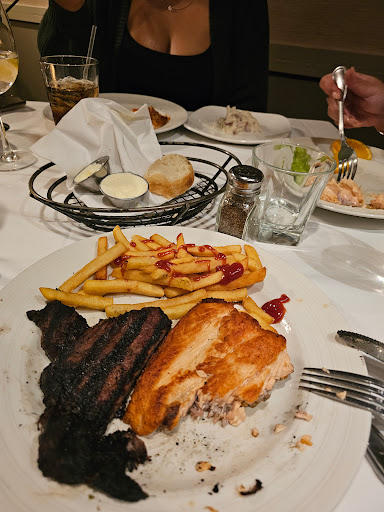 Meritage Restaurant Gallery - United States