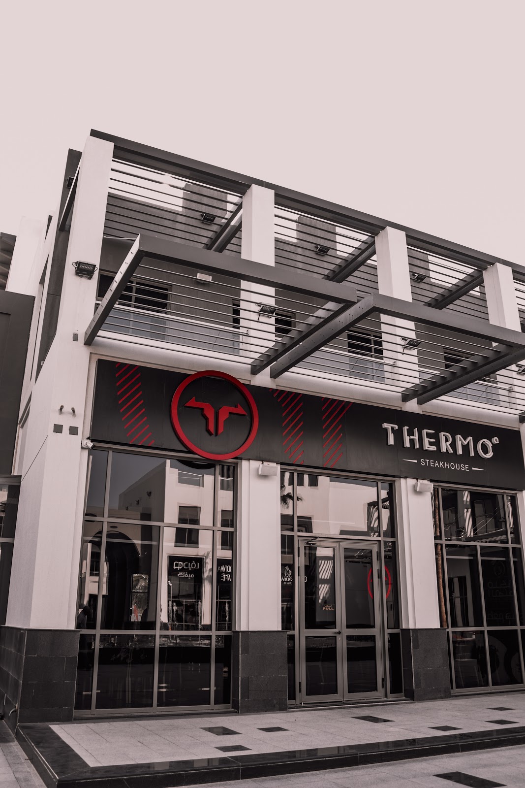 Tenderloin and Co. | تندرلوين - صورة 2