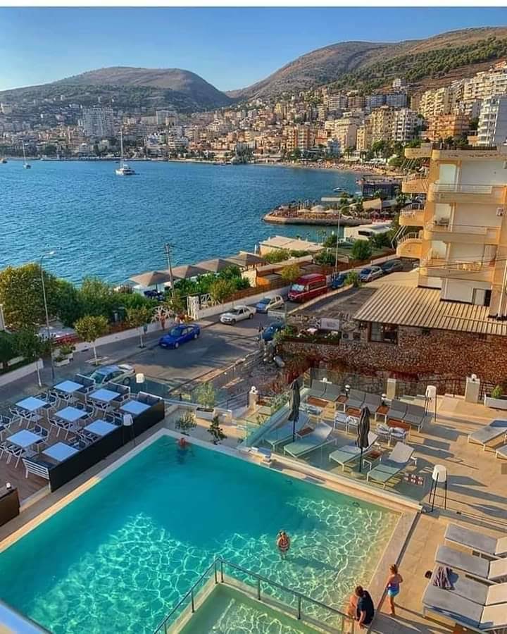 AF1QipNj3GAMx3UWq7Sc8xFVxIKeXZYB0SpwoD5tF5P2=s1024 v1