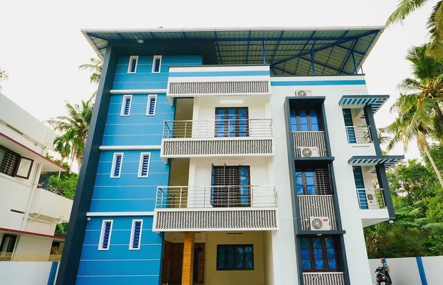 Hotel O Majestic Stays