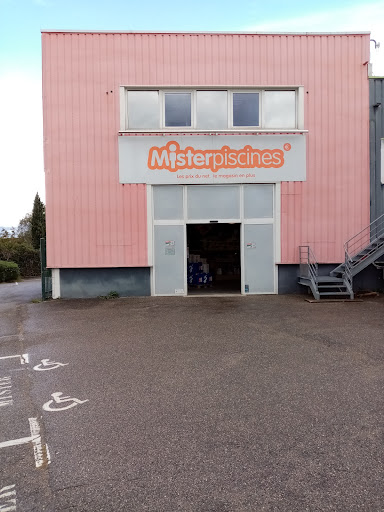 Photo de PISCINEGURU à Rioupéroux (38220)