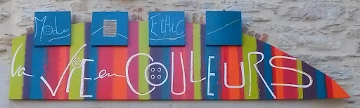 La Vie en Couleurs Gallery - France