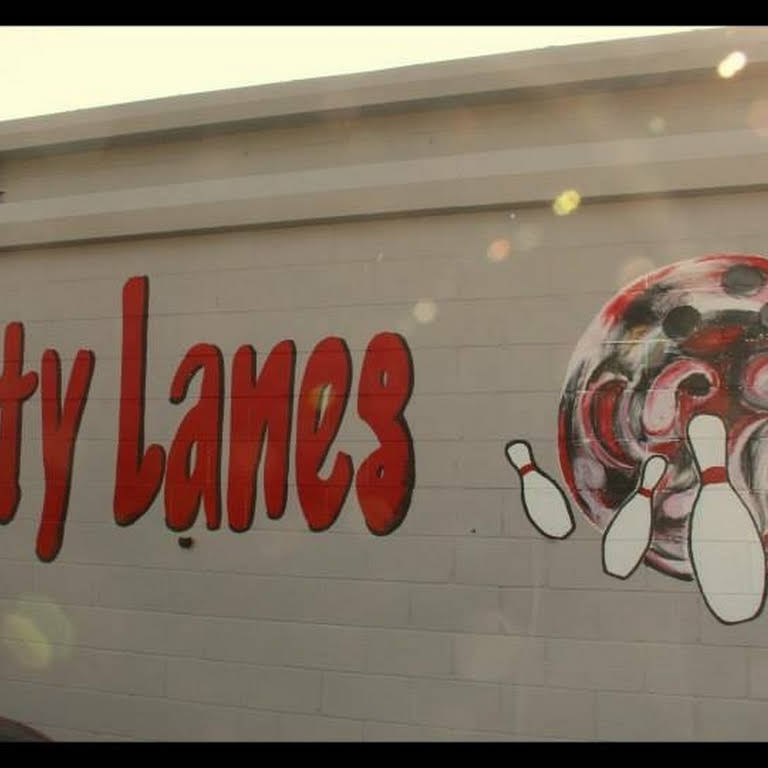 Falls City Lanes Bowling Alley in Falls City