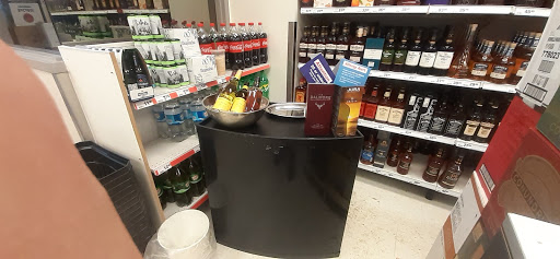 Real Canadian Liquorstore Express - Thumbnail