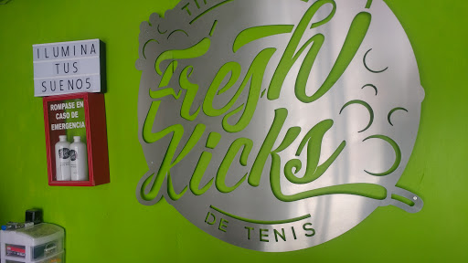 Fresh Kicks Tintoreria de Tenis - Thumbnail