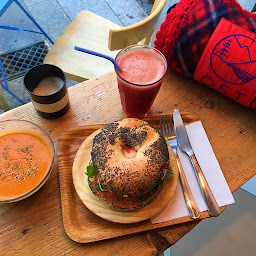 Photo n°1 de Öst Café à Besançon (Restaurant végétarien)