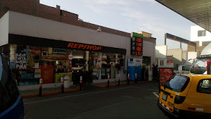 Estación de Servicio Repsol 2