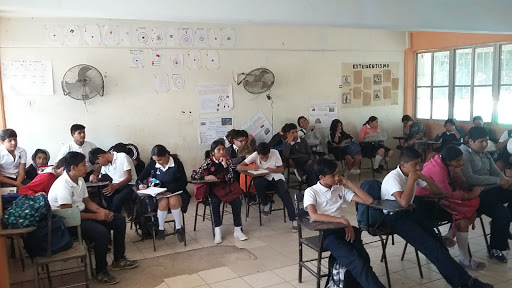 Escuela Secundaria Profesora Lucila Achoy Guzmán