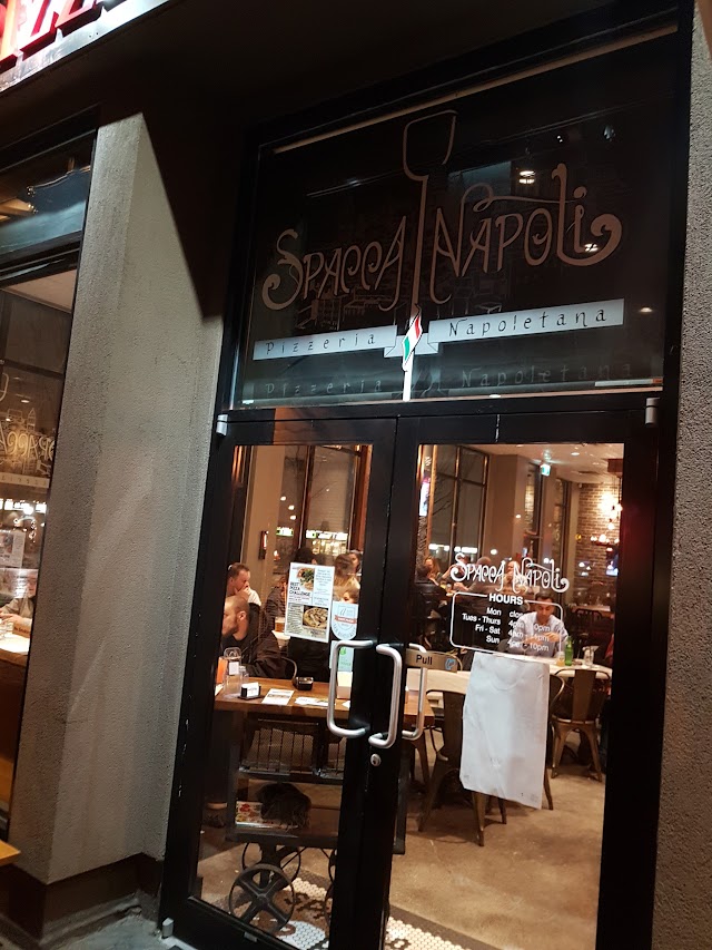 Pizzeria Spacca Napoli