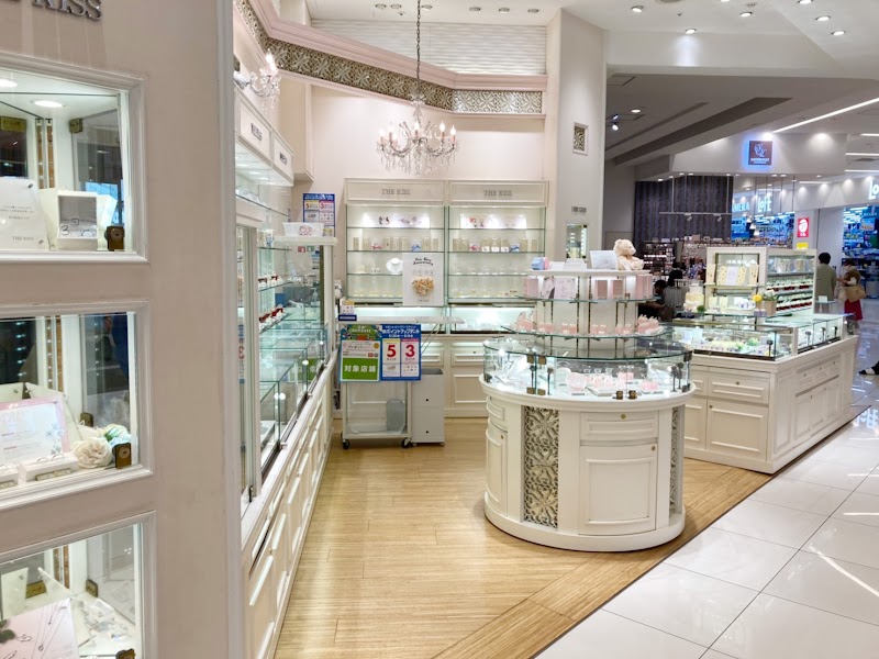 THE KISS ラゾーナ川崎店